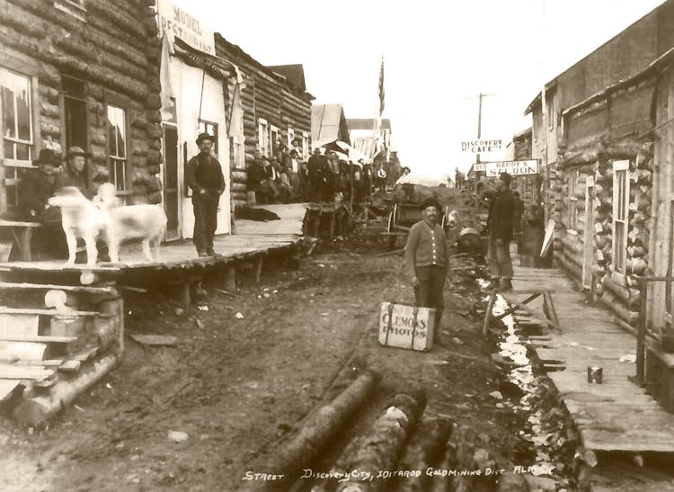 A glimpse at city life in turn-of-century Anchorage