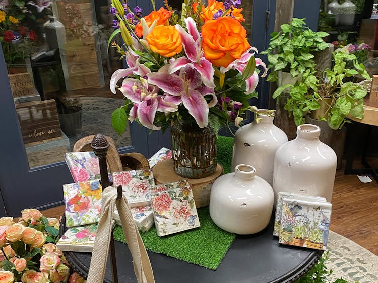 In addition to beautiful flowers and plants, our showroom boasts a lovely collection of accessories